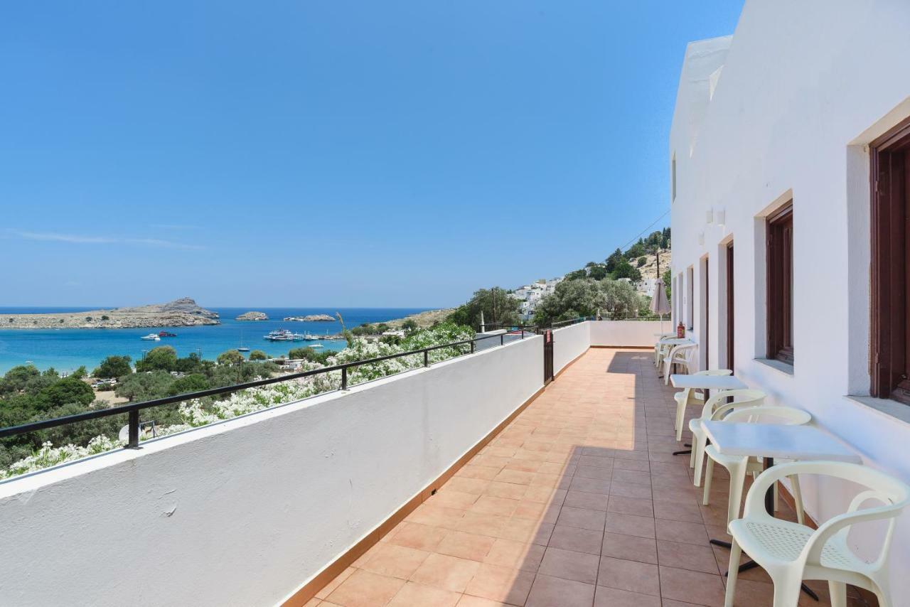 Aphrodite White Appartement *